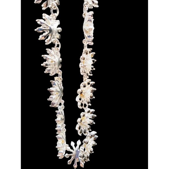 Necklace Snowflake Look Clear White Silver Black 19.25 Inch Adjust Lobster Clasp - Picture 9 of 13
